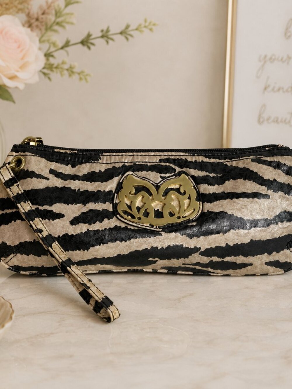 Carlos Santana Zebra Print Wristlet Clutch Animal Print Gold Accent - Picture 2 of 12
